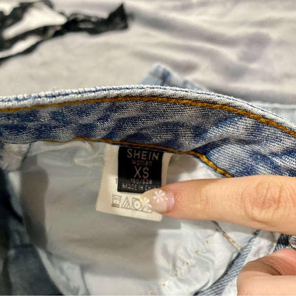 mom shorts - Picture 2 of 2